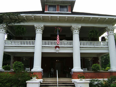 Herlong Mansion Wedding Ceremony Site